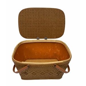VTG Red Man 16x10x10" Woven Wicker Double Handle Picnic Basket Brown MCM